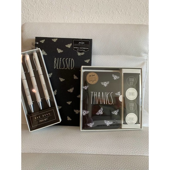 NWT Rae Dunn Signature Collection Bundle - Picture 1 of 11